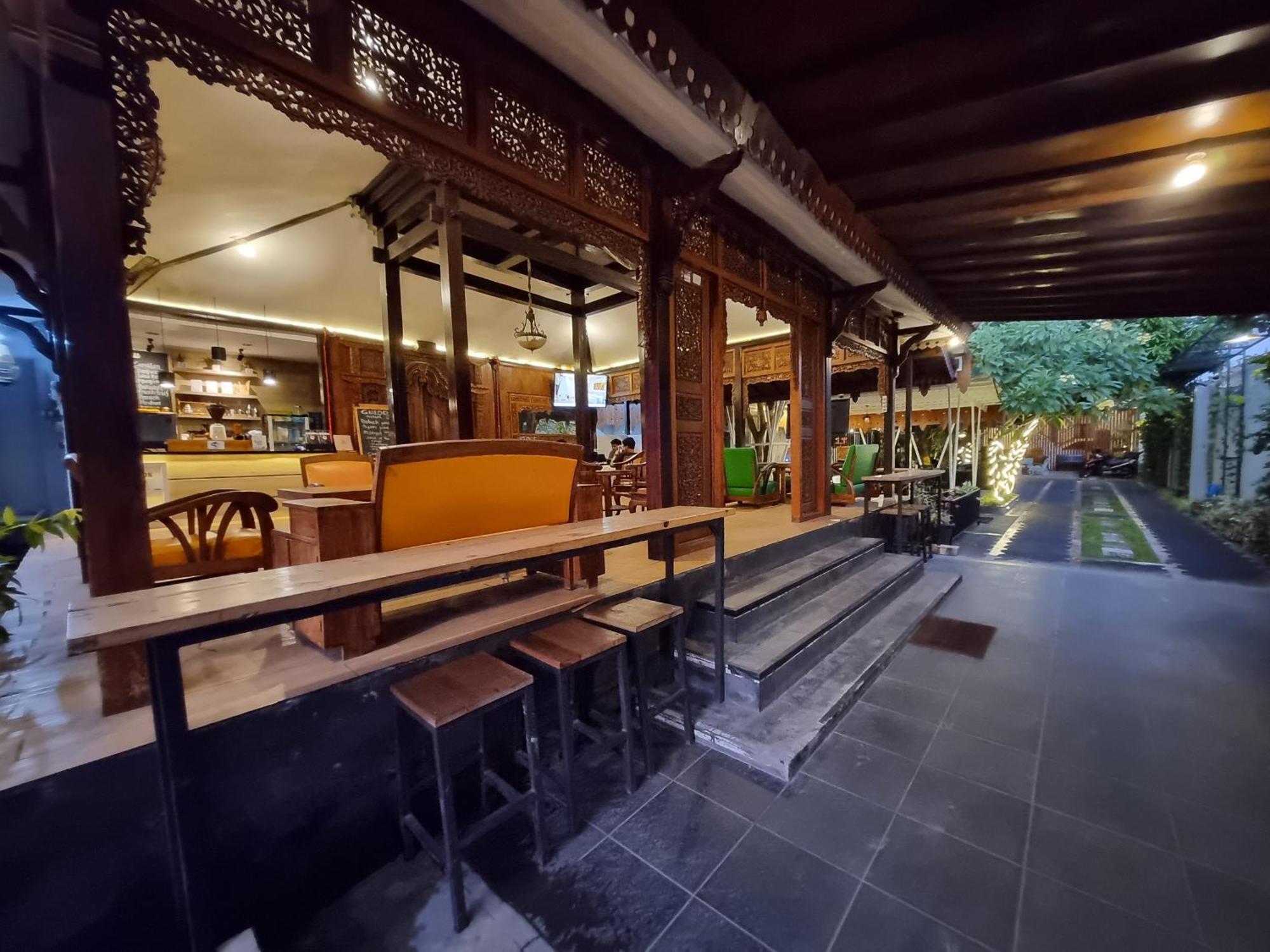 Hotel Omah Nayan Maguwo Exterior foto