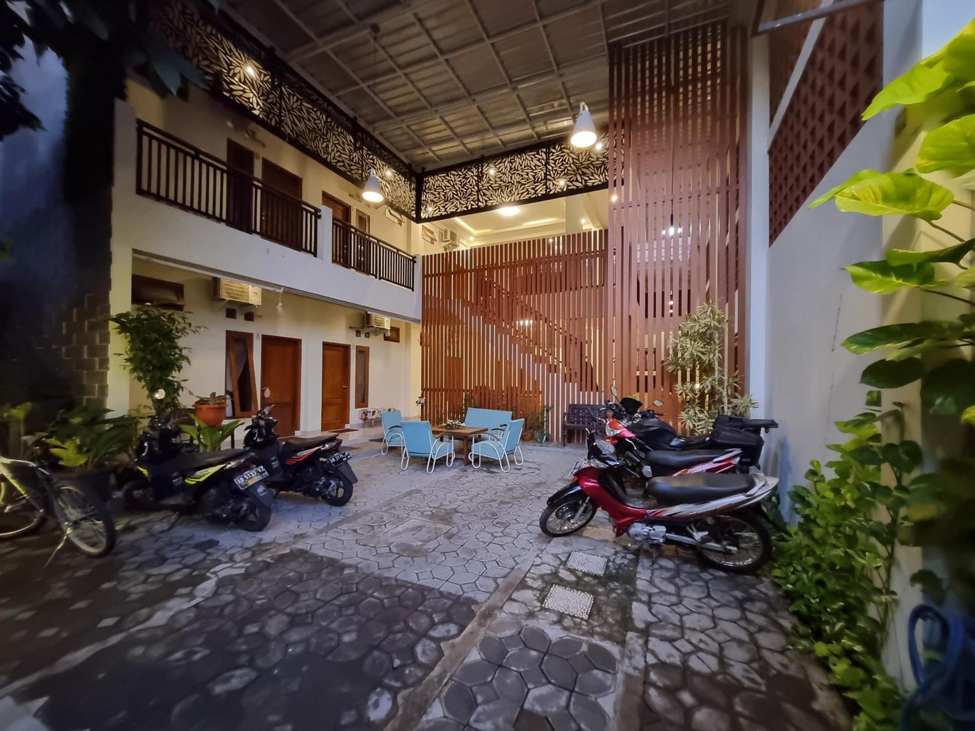 Hotel Omah Nayan Maguwo Exterior foto
